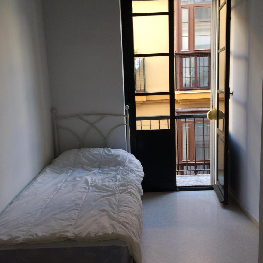 Apartamento Muy Bien Situado En El Centro De Cadiz Y Al Lado De La Playa Kültér fotó